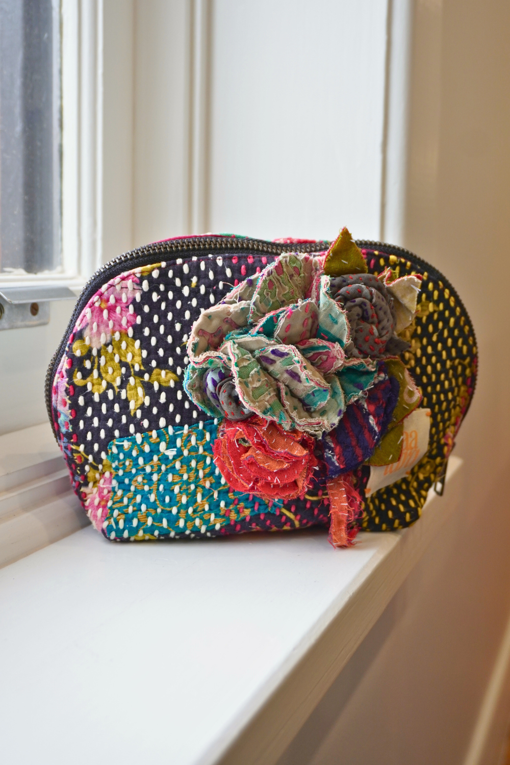 WildBloom Pouch